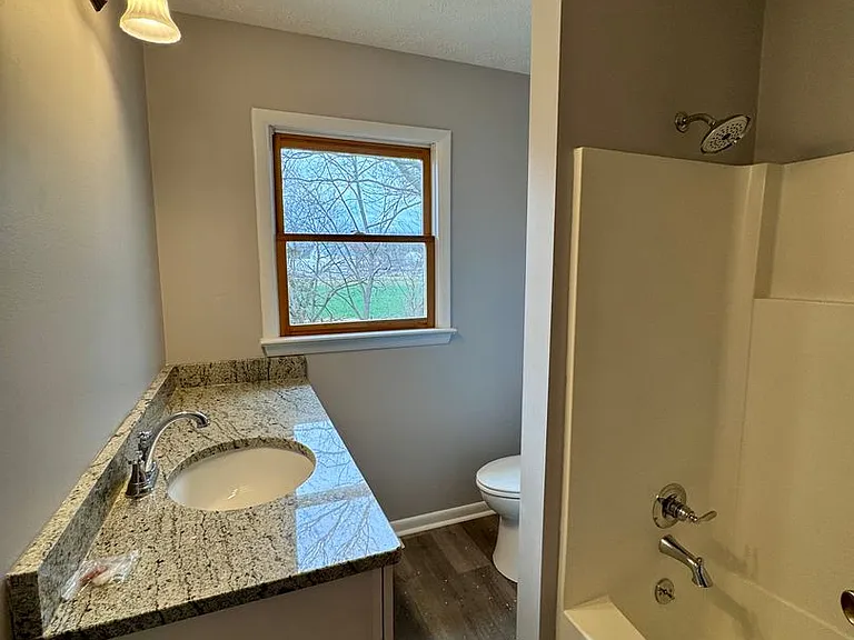 270 Bowman Rd — Photo 7