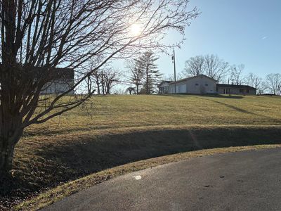37 Nate Ln, London, KY, 40744