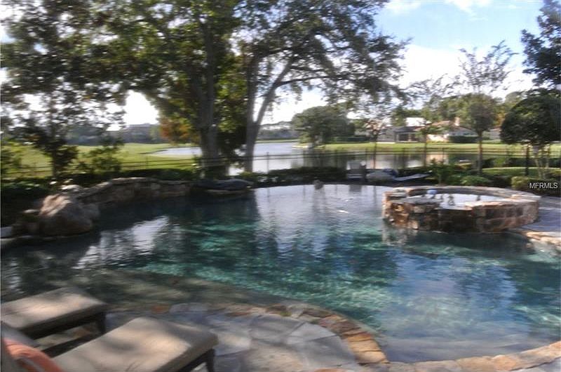 2nd image of 2600 Heron Ln N