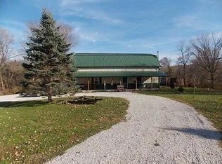 343 S Main St, Fillmore, IN 46128