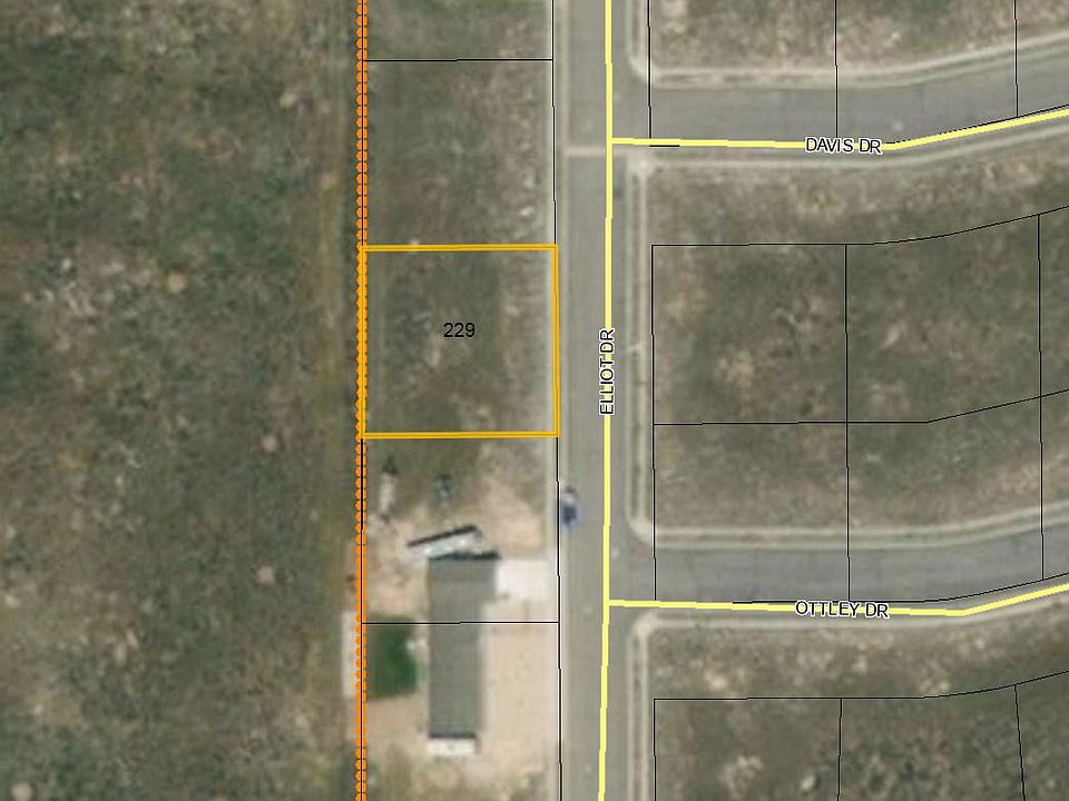 1st image of 229 Elliot Dr
