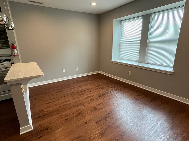 1802 Edgmont Ave #3 — Photo 2