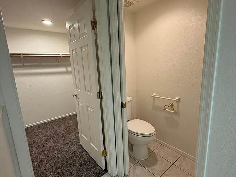 45 E 9th Pl #71 — Photo 7