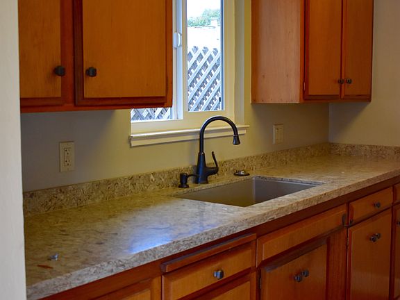 Kitchen all new counters & sink