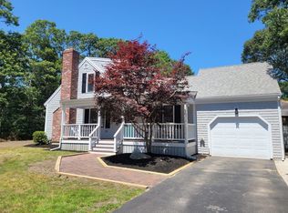 10 Agawam Rd, Barnstable, MA 02630