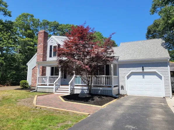 10 Agawam Rd, Barnstable, MA 02630