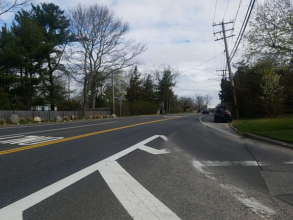 4th image of 102 Artist Lake Dr