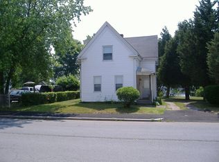 82 Sprague St, Hyde Park, MA 02136