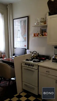 Rented by Bond New York | media 4