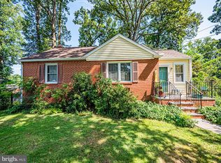 2911 Collins Ave, Silver Spring, MD 20902