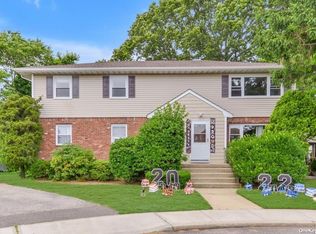 2654 Dalto Ct, Oceanside, NY 11572