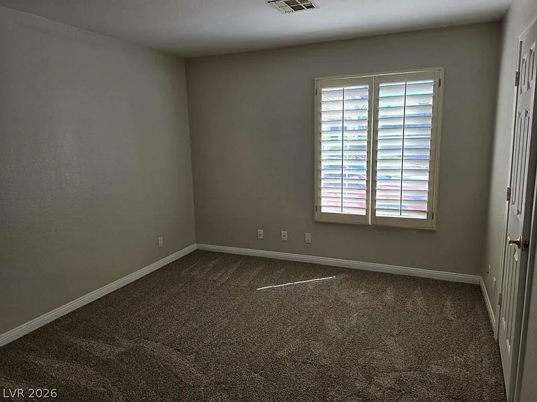 6912 Green Island Ave — Photo 6
