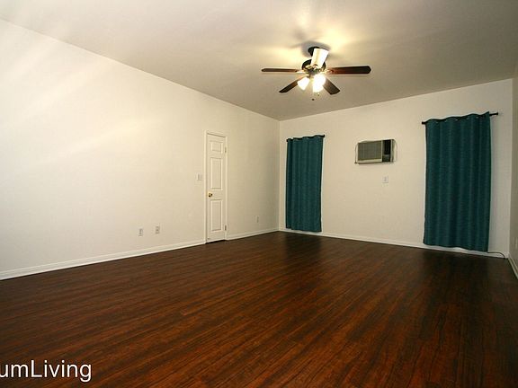 3rd image of 449-453 W Garfield Ave #D