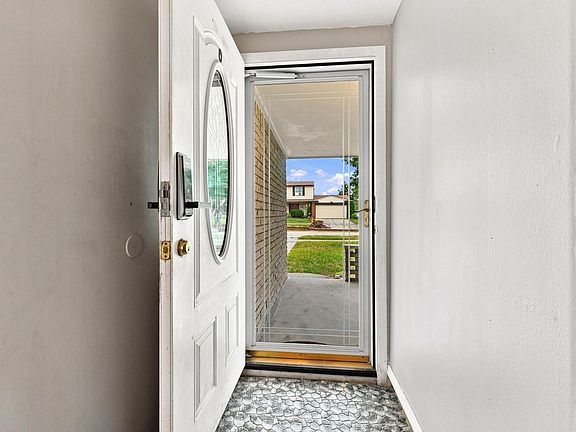 4th image of 30909 Scrivo Dr