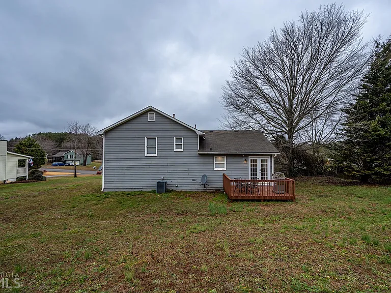 25 Jennifer Ln — Photo 26
