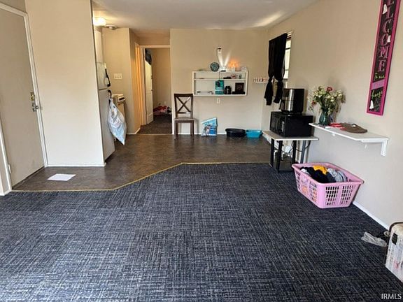 4th image of 903 Edgewater Ave