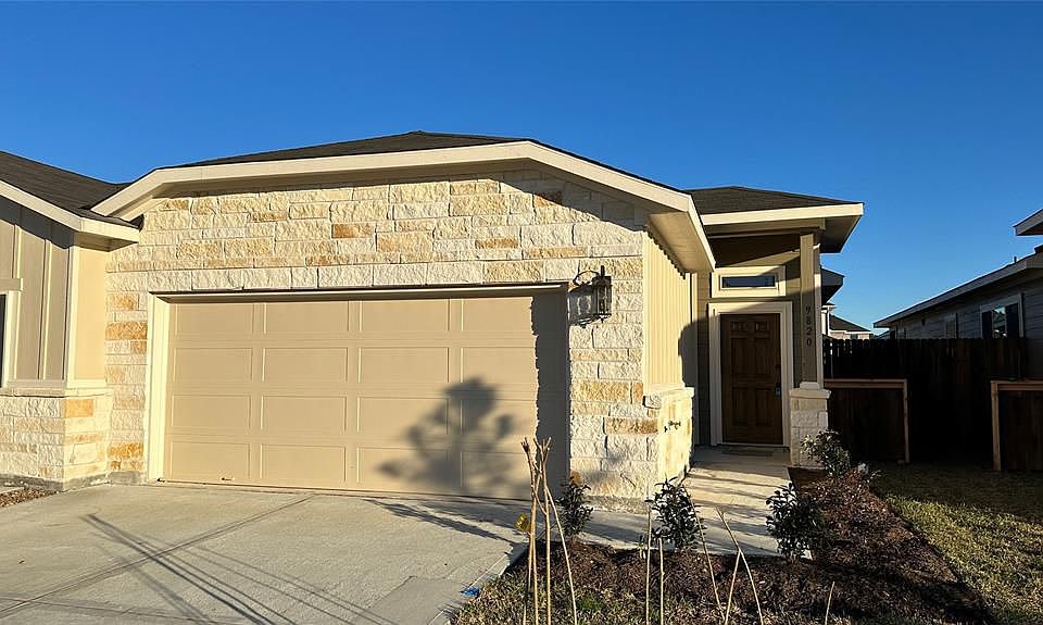 1st image of 9828 Grosbeak Ln