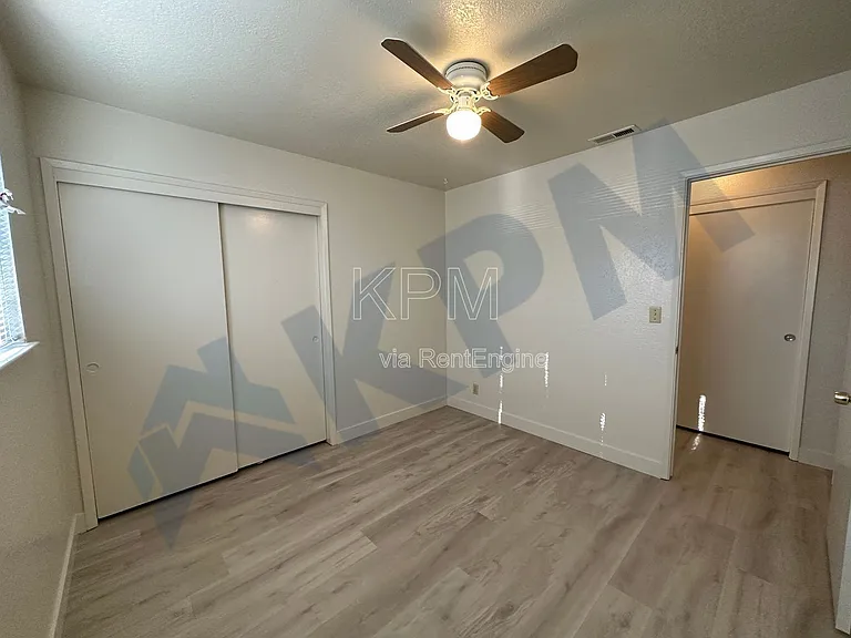 2903 Whittier Ct — Photo 15