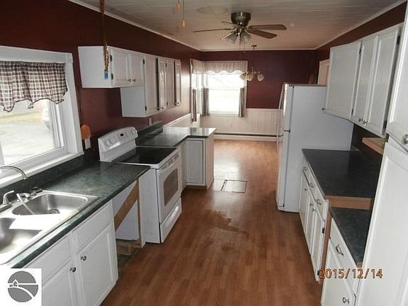 5th image of 5689 Gross Dr