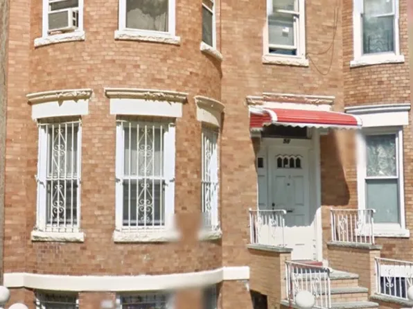 58 East 32nd Street image 1 of 10