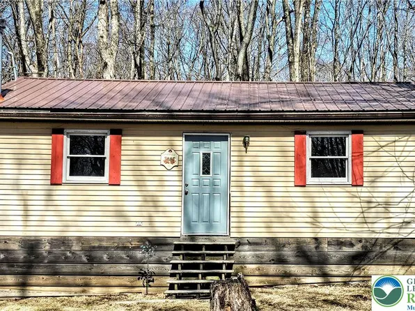 79 Chestnut Dr, Lehighton, PA 18235