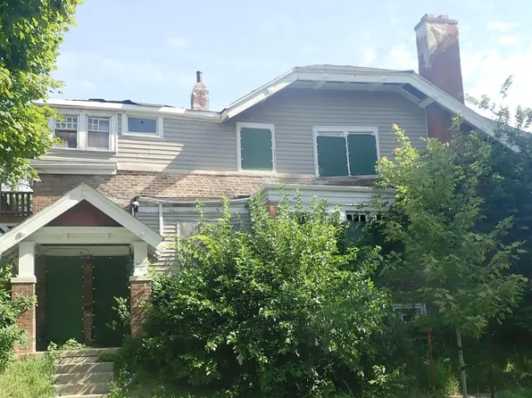 2503 N 44th St, Milwaukee, WI 53210