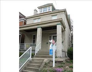1604 Cumberland St photo 1
