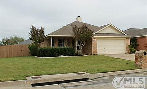 1st image of 3701 Periwinkle Dr