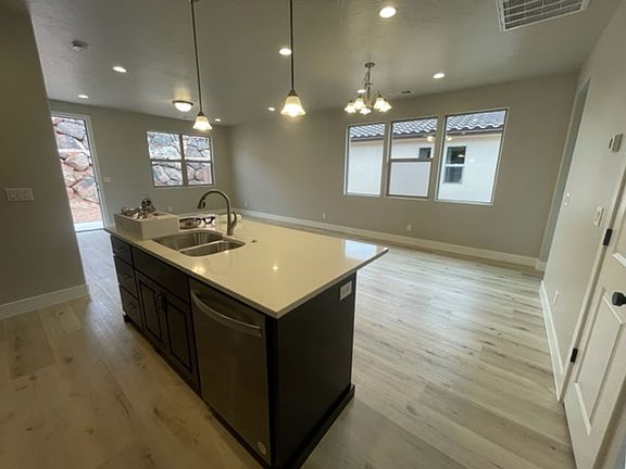 4th image of 182 W Camino Borde