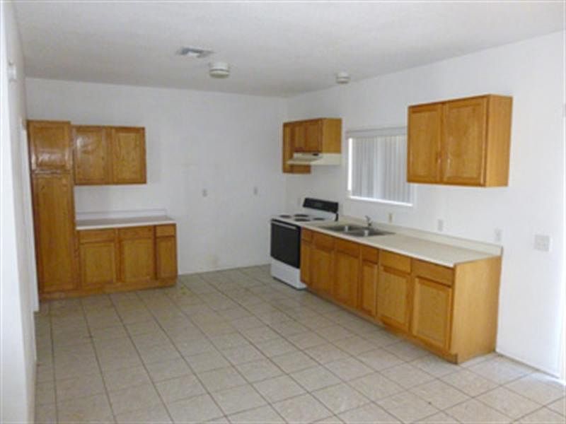 2nd image of 2067 Bermuda Dr
