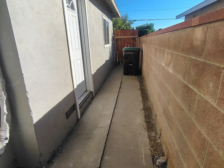 Boyden Ave — Photo 6