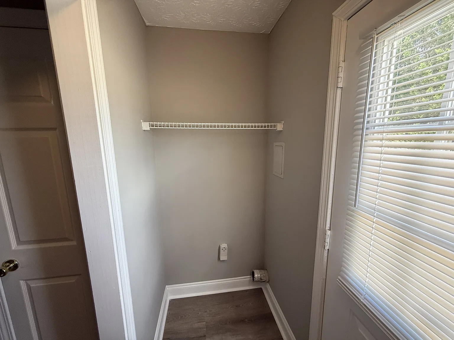 225 Westchester Circle - 1 — Photo 3