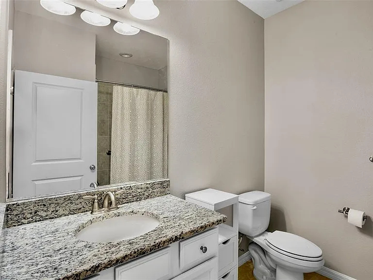 5425 Cicerone St #102 — Photo 20