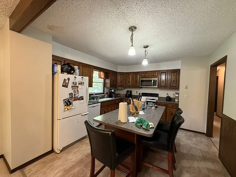 21 Highland Dr — Photo 5
