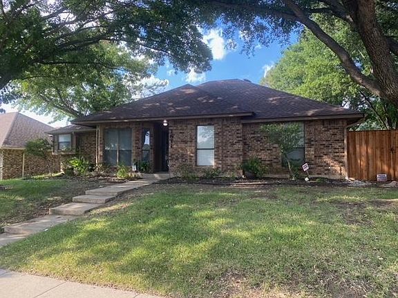 2nd image of 1511 Elizabeth Dr