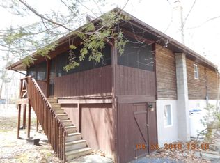 5508 Gingerbread Ln, East Stroudsburg, PA 18302