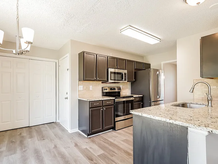 2909 Dairywood Ln — Photo 7