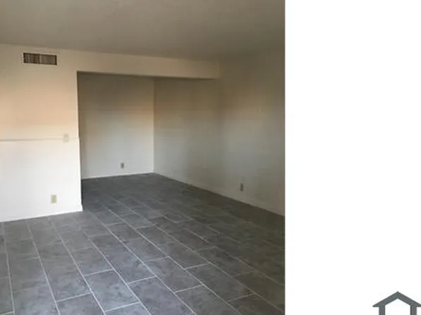 615 S Royal Crest Cir, Las Vegas, NV