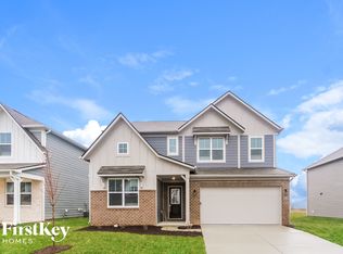 2476 S Carlota Dr, New Palestine, IN 46163