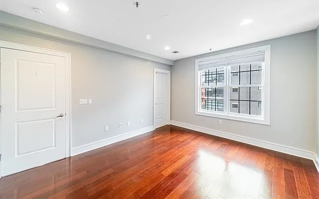 830 Monroe St #4J — Photo 6