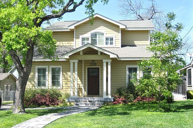 1st image of 109 Lamont Ave