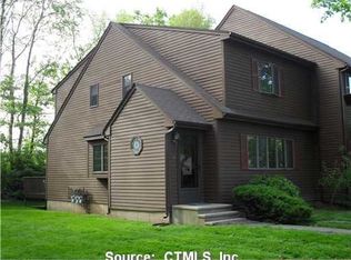 3 Quail Ct, Windsor Locks, CT 06096