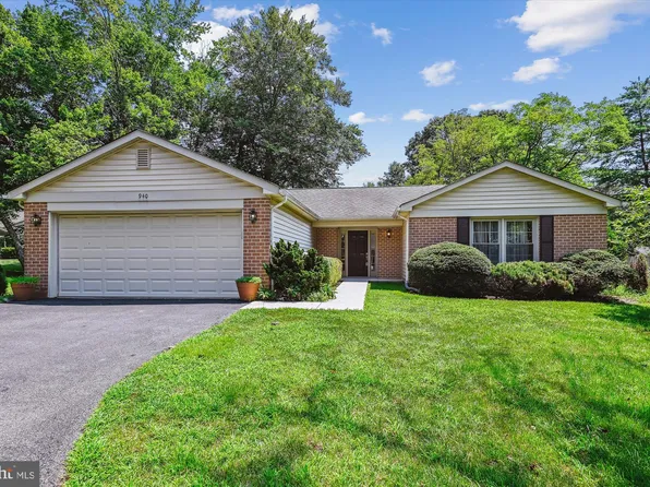 940 Schooner Cir, Annapolis, MD 21401