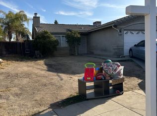 1420 Carmen Ave, Madera, CA 93638