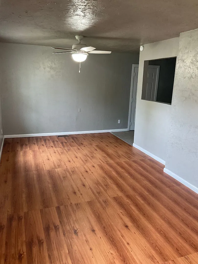 2 Bed 1 Bath Newly Remodeled Home in Del City — Photo 2