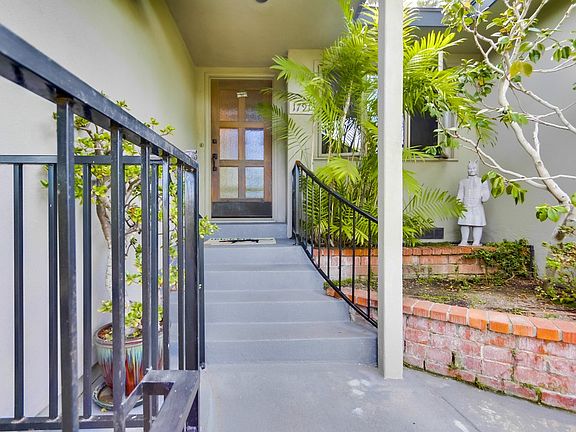 3rd image of 1791 Redondo St