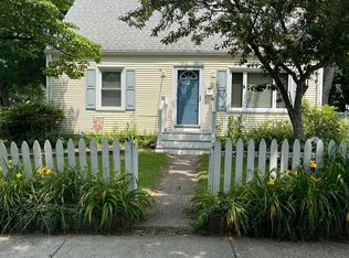 220 Gifford St, Springfield, MA 01118