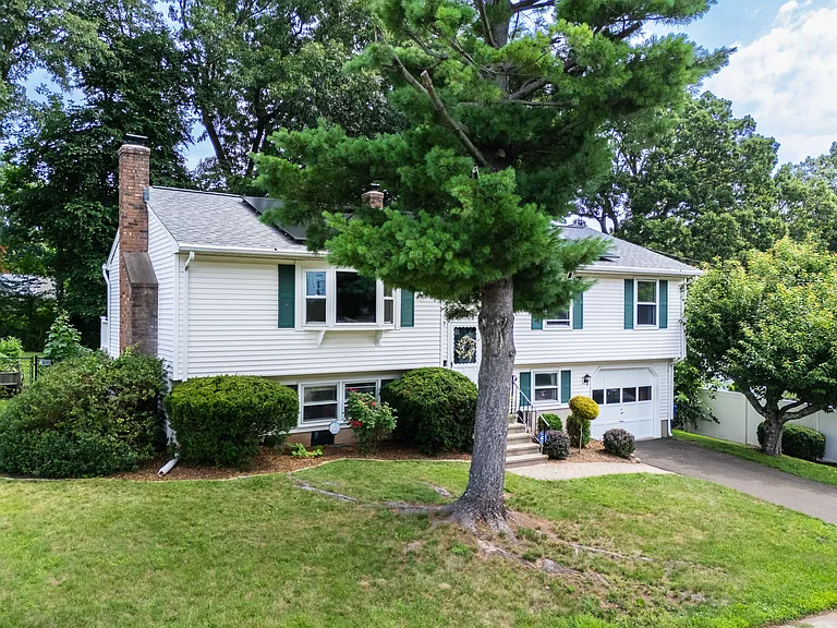 164 Tanglewood Dr — Photo 25