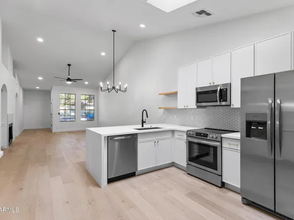 48 N Colonial Drive, Gilbert, AZ 85234