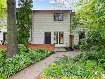376 Samoa Pl, Iowa City, IA, 52246